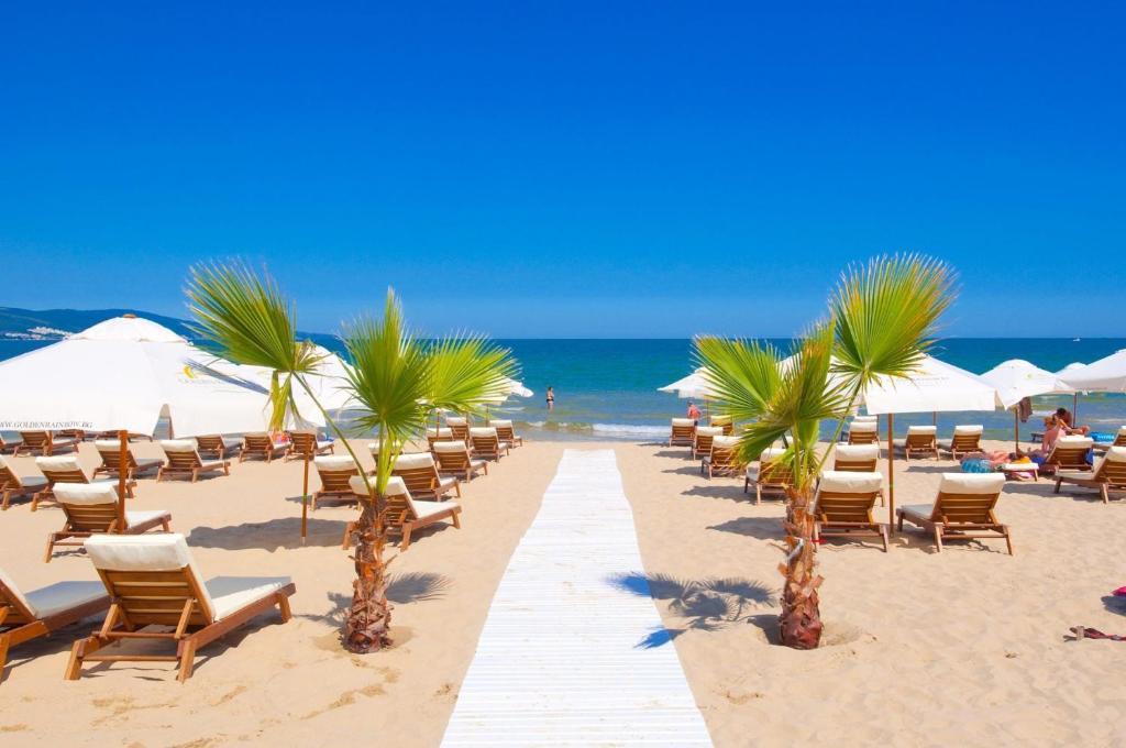 Golden Rainbow Beach Hotel Sunny Beach Exterior photo